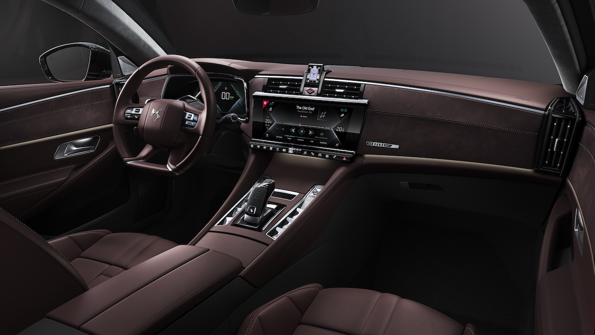 フラッグシップサルーンDS 9登場間近。デビューキャンペーンスタート